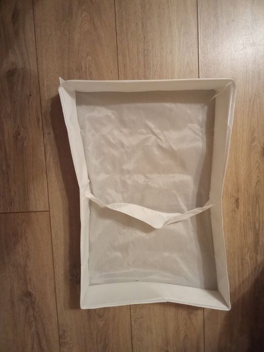 Organizer na ubrania.