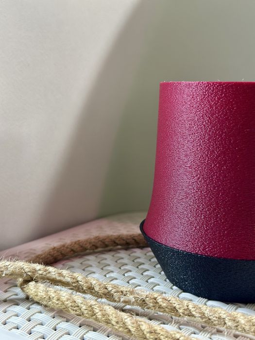 Вазон для квітів