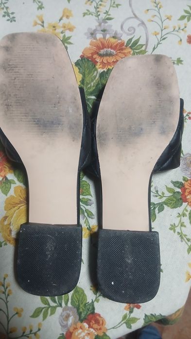 Sandalias pretas