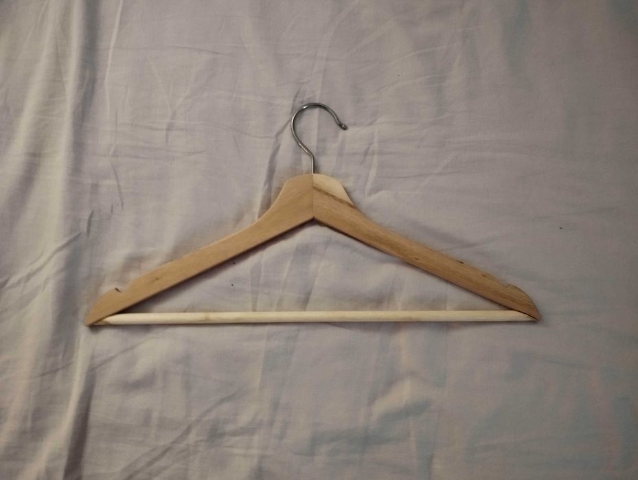 Cabides em Madeira (Pack 8 - 3€)