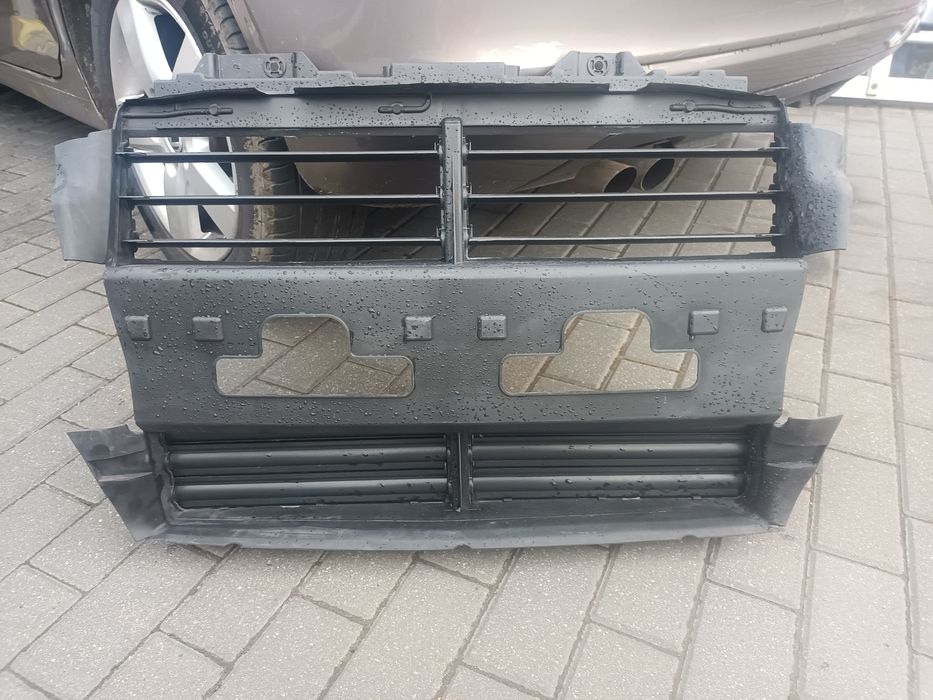 Żaluzja przód Ford Explorer