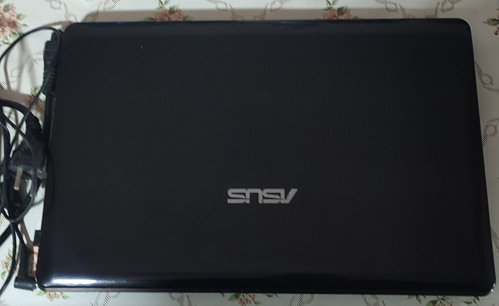 Ноутбук Asus X52N