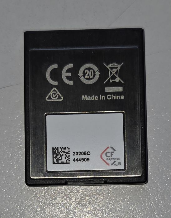 Cartão Memória Cf Express tipo B - Lexar 128gb - Sandisk 128gb