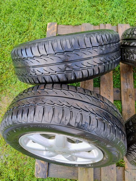 Alufelgi 14 od Golf 3 z oponami