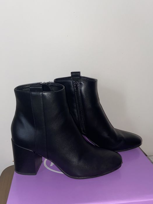 Czarne botki buty zimowe