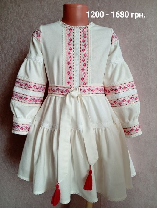 Сукні вишиванки для дівчаток