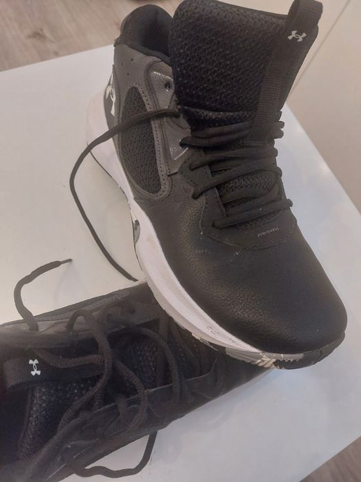 Fajne buty męskie Under Armour