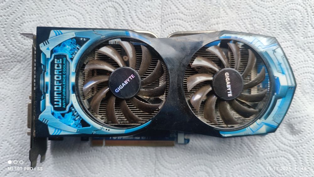 Karta graficzna Gigabyte Radeon HD6850 GV-R685OC-1GD 1.2