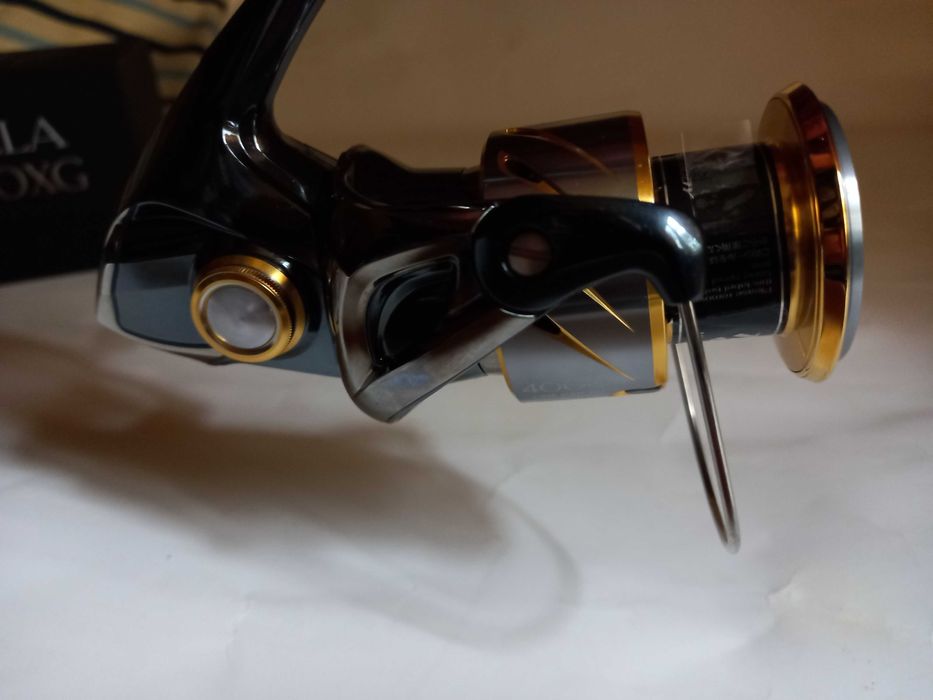 Продам SHIMANO 14 STELLA 4000 XG