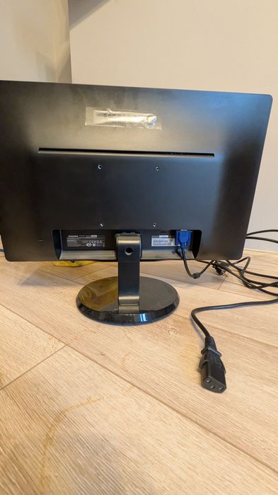 Monitor Philips 22" – model 226V4L – sprawny