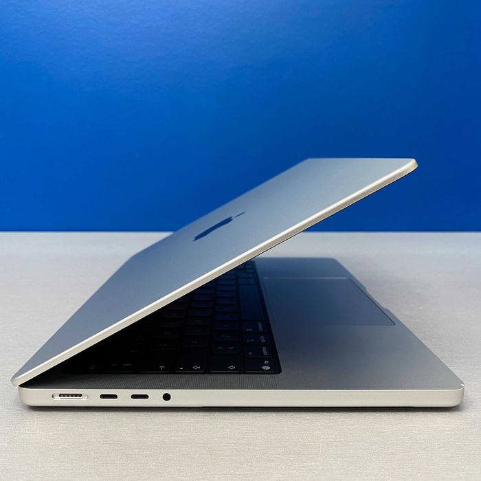 Apple MacBook Pro 14" | 2025 | M5 10-Cores | 16GB | 512GB