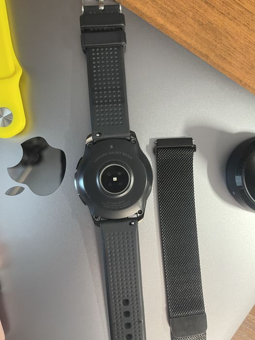 Часы Galaxy Watch 4