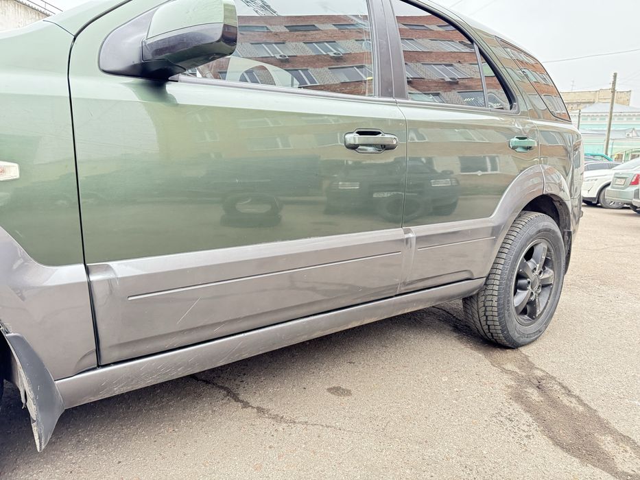 Продам автомобіль KIA SORENTO 2.5