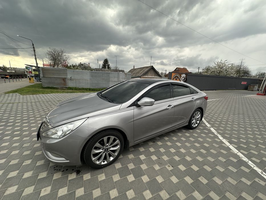 Продам hyundai sonata