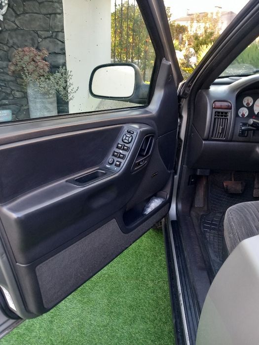 Grande cherokee, carro ideal para uns passeios na natureza