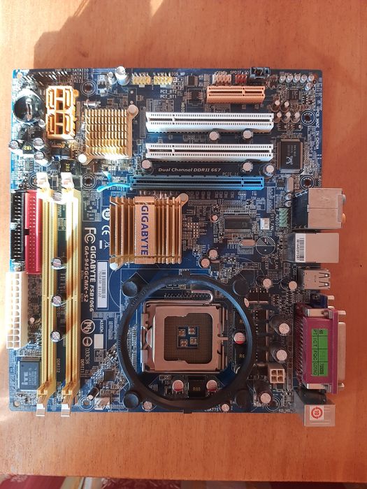 Компьютер без б/ж, корпусу і диска