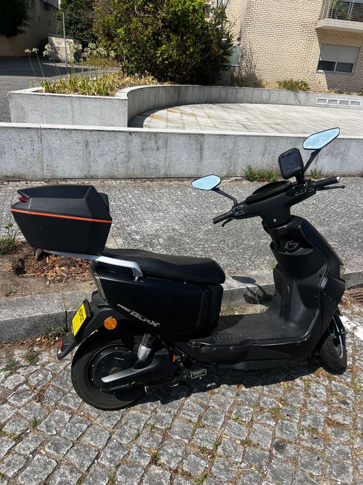 Scooter elétrica Neovolt à venda