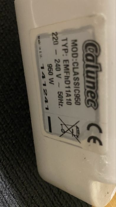 Radiador Elétrico Parede 950W