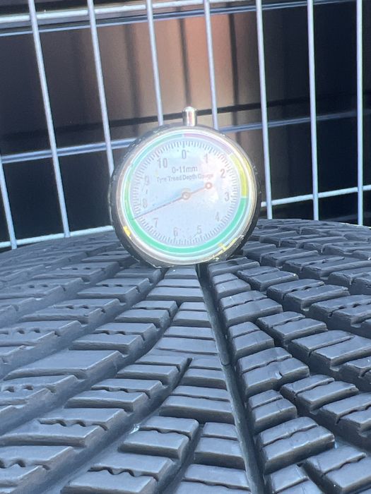 *Opona goodyear 225/55/17 pojedynka