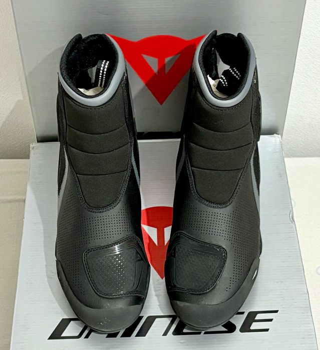 Botas NOVAS Dainese mota. Preto/Cinza. Nrs 40 e 41