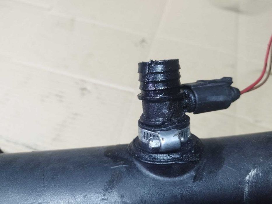 Патрубок інтеркулера пластик Мерседес Віто 638 OM 611