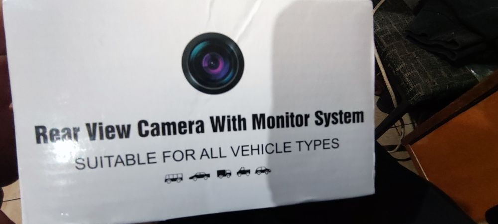 Monitor z kamerą cofania