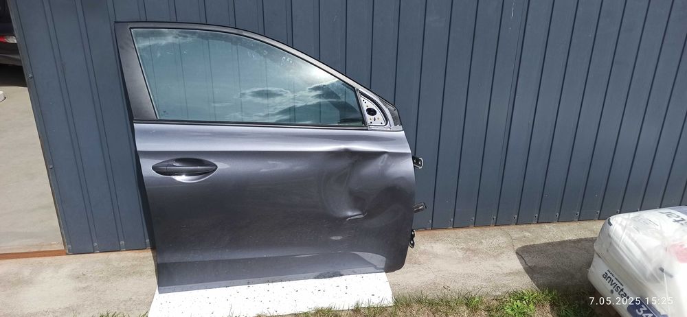 drzwi hyundai i 20 prawy przód