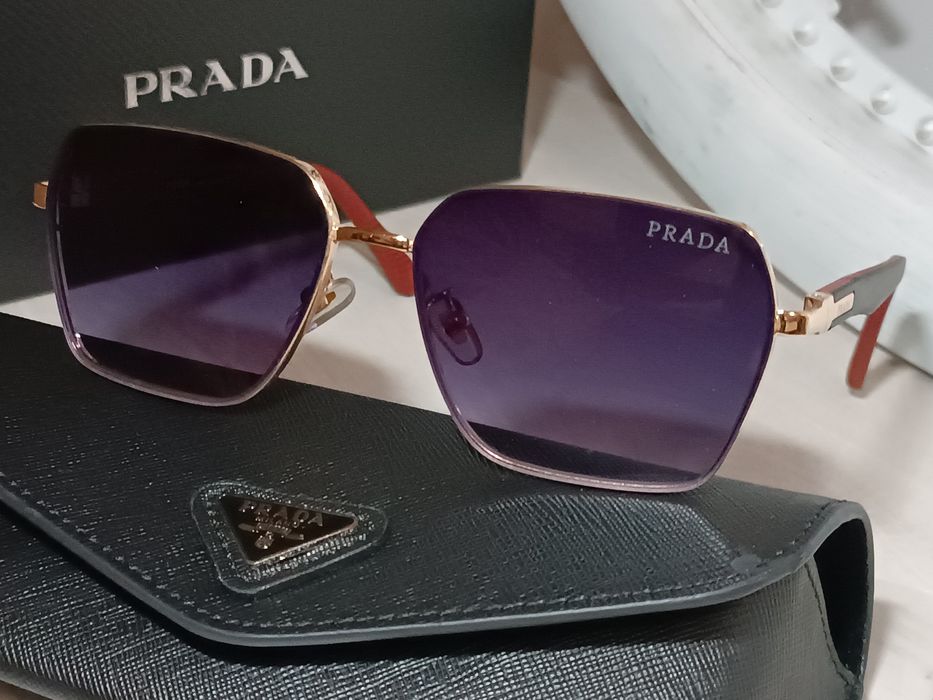 Брендові жіночі окуляри Prada. Нові