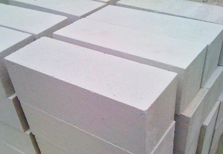 Газоблоки, піноблоки та клей Надвірна. Доставка по всій області