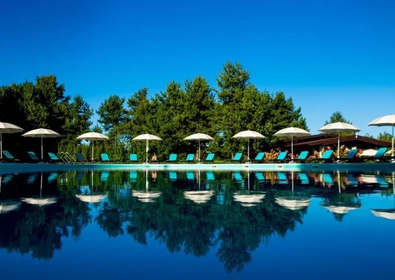 Новий будинок в Riviera Village з виходом на воду