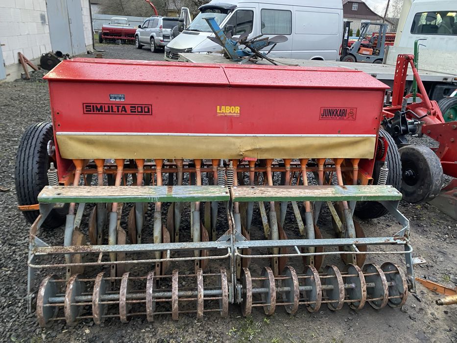 Сівалка дискова з міндобривом Simulta 2 м  Сімульта