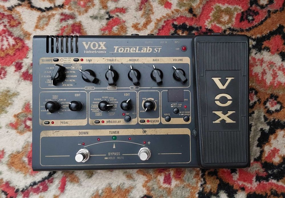 Ламповий гітарний процесор Vox ToneLab ST