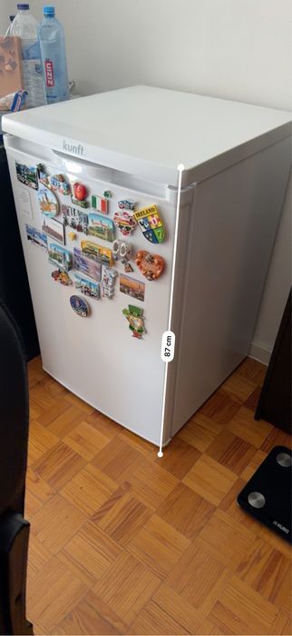 Frigorífico Mini Bar KUNFT KSD9124 WH (Estático - 85 cm - 109 L - Branco)
