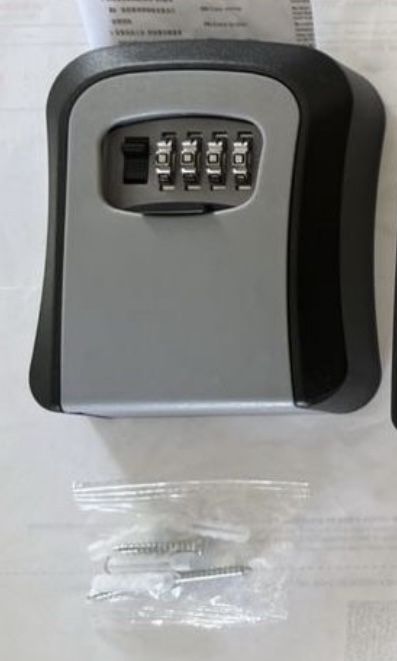 Chaveiro cofre com combinação MASTER LOCK