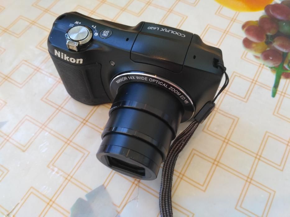 Nikon Coolpix L620 Black: 550 Цифровые фотоаппараты Киев
