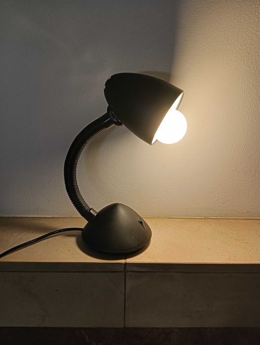 Candeeiro de secretária preto