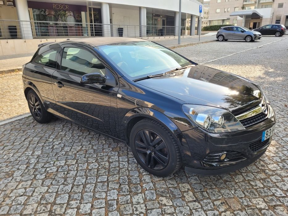 Opel Astra Gtc 09