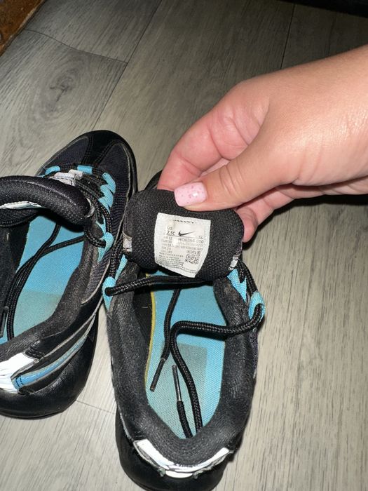 Продам детские кроссовки Nike airmax