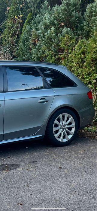 Koła zimowe Audi  8jx17 et39 otwór centrując 66,6