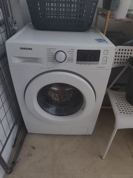 Vendo máquina de lavar Samsung.