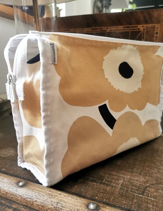 Duża kosmetyczka MARIMEKKO