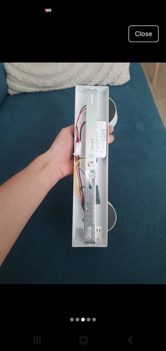 Lampa z 2 reflektorami