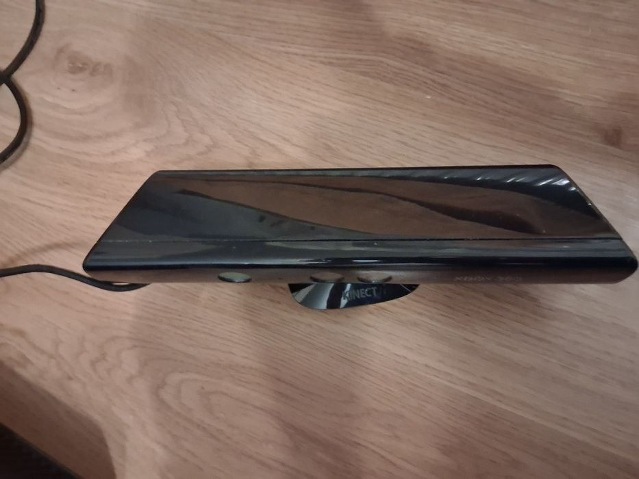 Xbox 360 +kinect i 2 pady