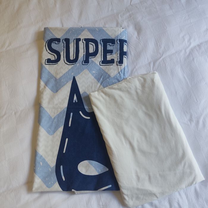 2 conjuntos de cama de criança