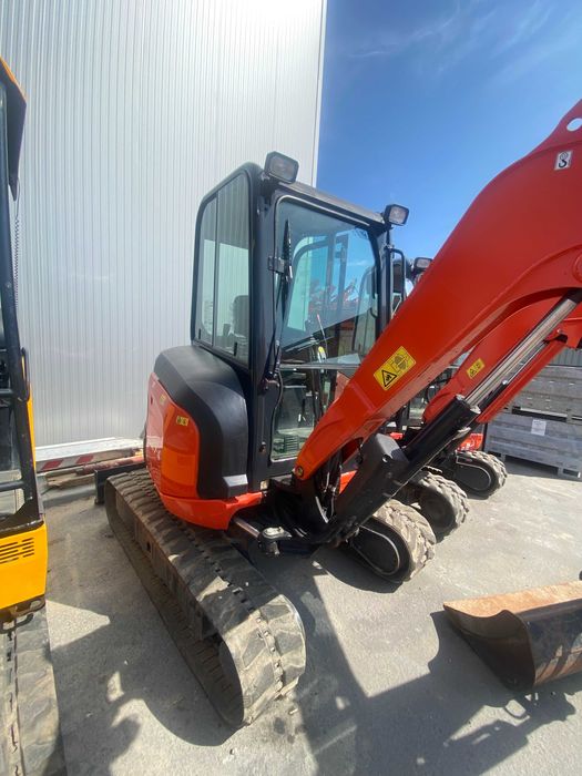 KUBOTA U27-4 de 2021