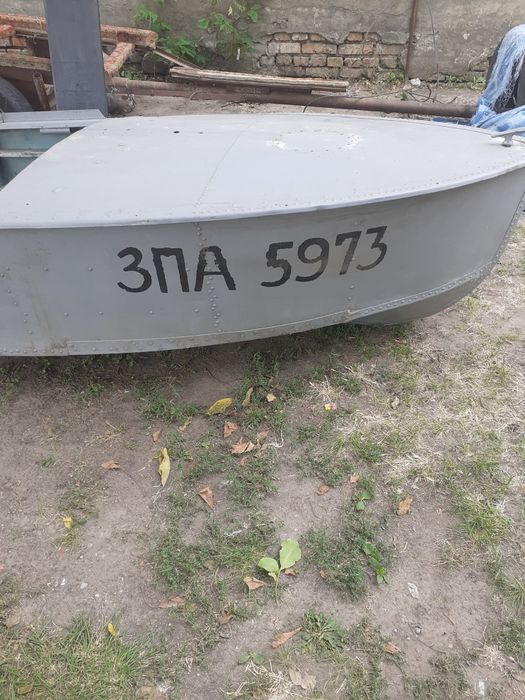 Лодка южанка сдоками