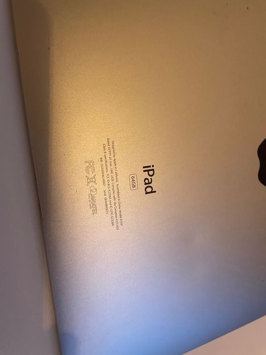 iPad 1ª Geração com 64gb de armazenamento (A1337)