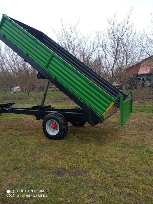 Przyczepa wywrotka jednoosiowa