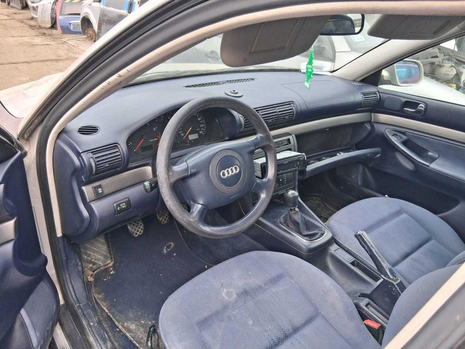 dekory ,sztuka  Audi A4 B5 FL