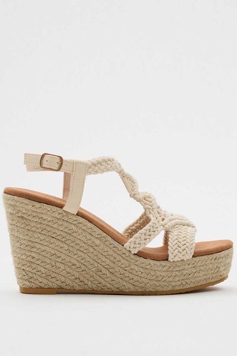 Sandálias de cunha em croché da Inside